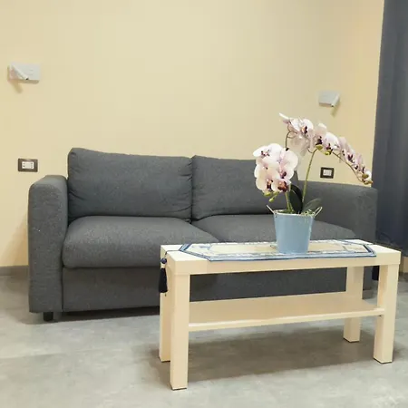 Frühstückspension Hulin 4*