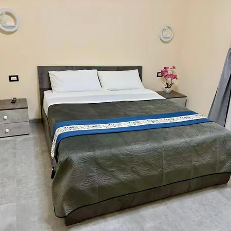 לינה וארוחת בוקר Hulin רומא